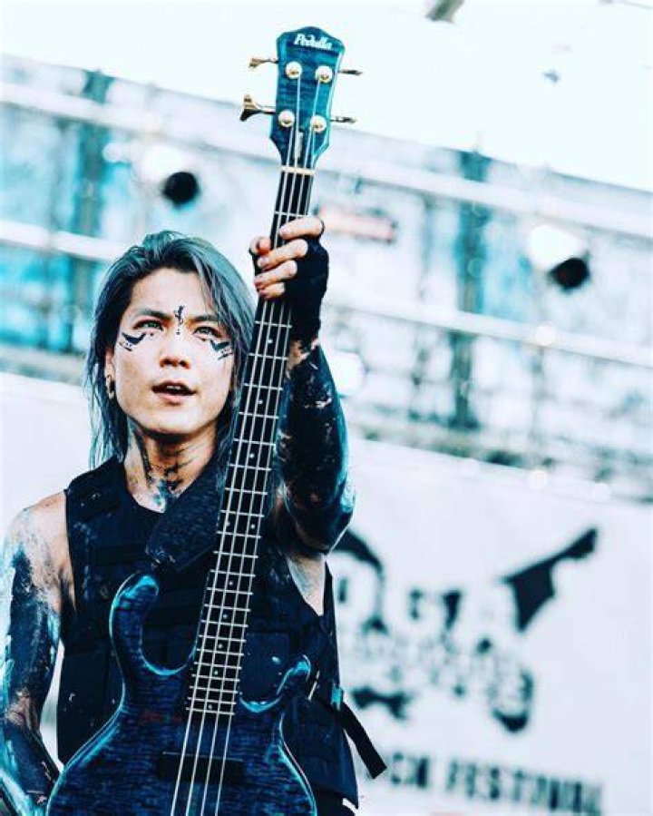 池川寛希（Hiro）とCrossfaith - 伝説のベーシストが歩んだ軌跡と脱退の真相