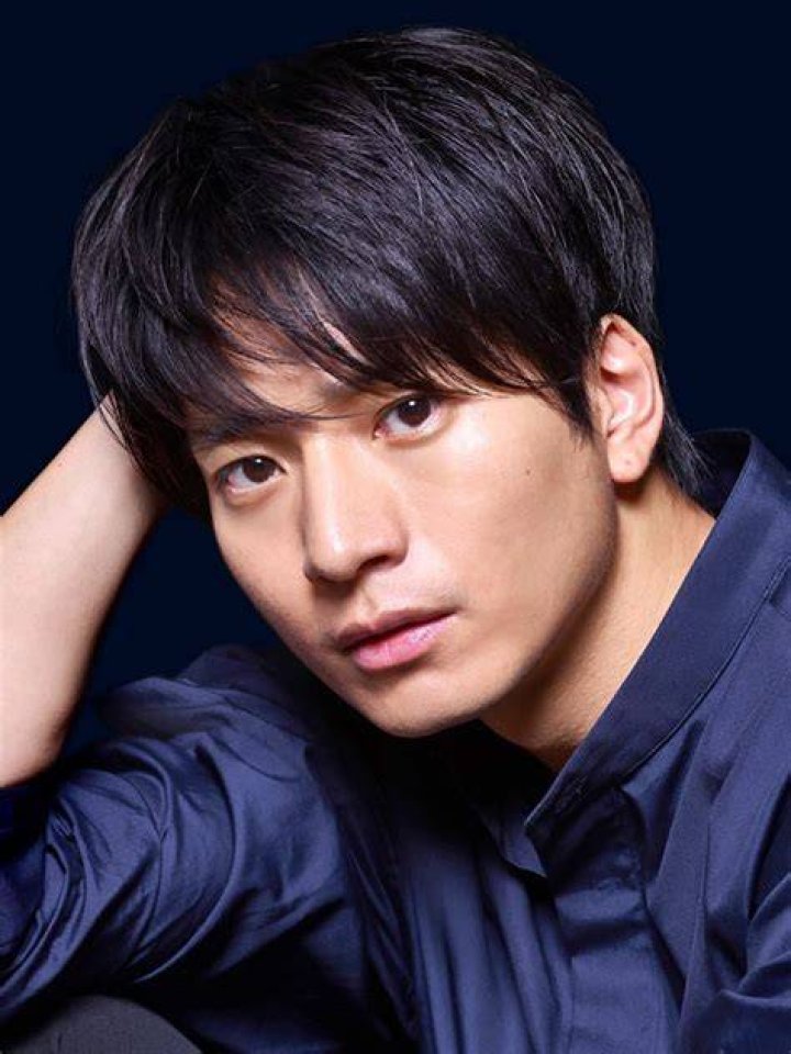 向井理×国仲涼子「キスシーン」—噂の真相と注目される理由を整理