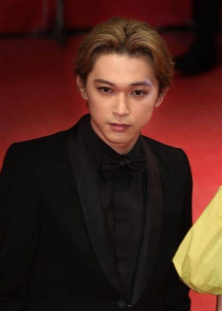 吉沢亮くんの弟とは？4人兄弟の家族構成・エピソードを徹底解説